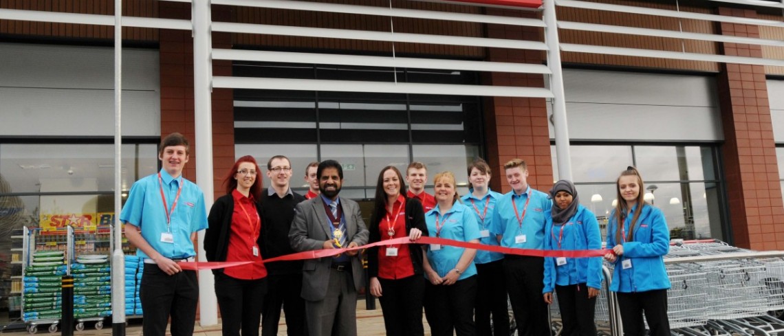 Brand new store launched at Tunstall’s Alexandra Park