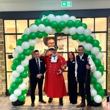 Stroud opticians opens new store