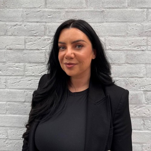 Photo of Leanne Pacey